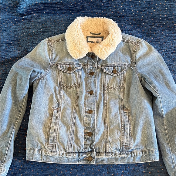 Ann Taylor Loft Light Blue Denim Jacket with White Sherpa Collar and lining - Picture 2 of 11